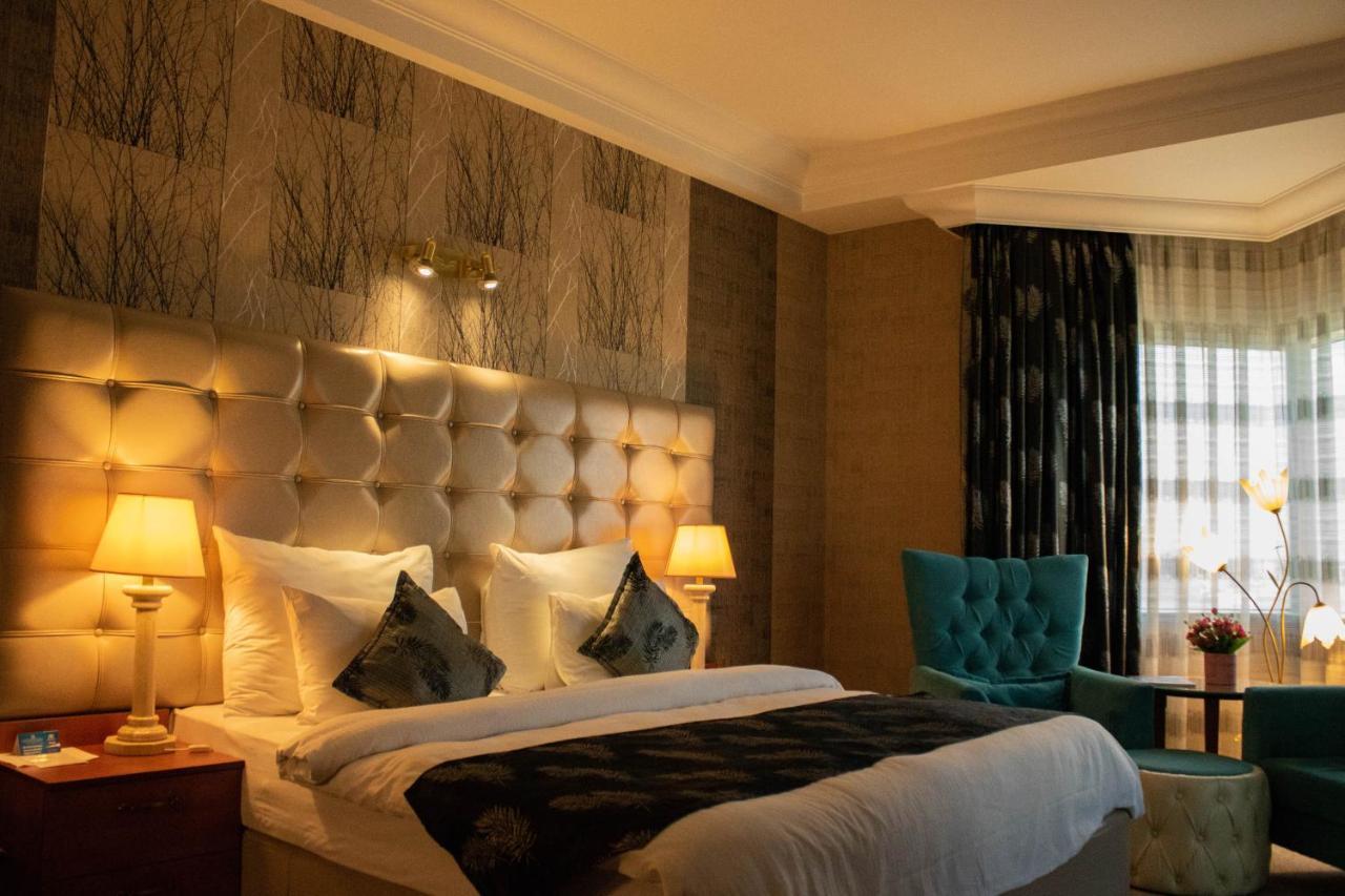 Grand Hotel Europe Μπακού Εξωτερικό φωτογραφία